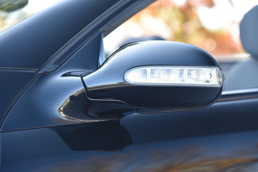 Детали экстерьера Mercedes-Benz SL500 (R230) 2003 года  (фото 29 из 86)